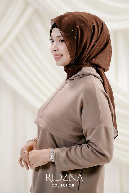Ridzna Hoodie Shawl