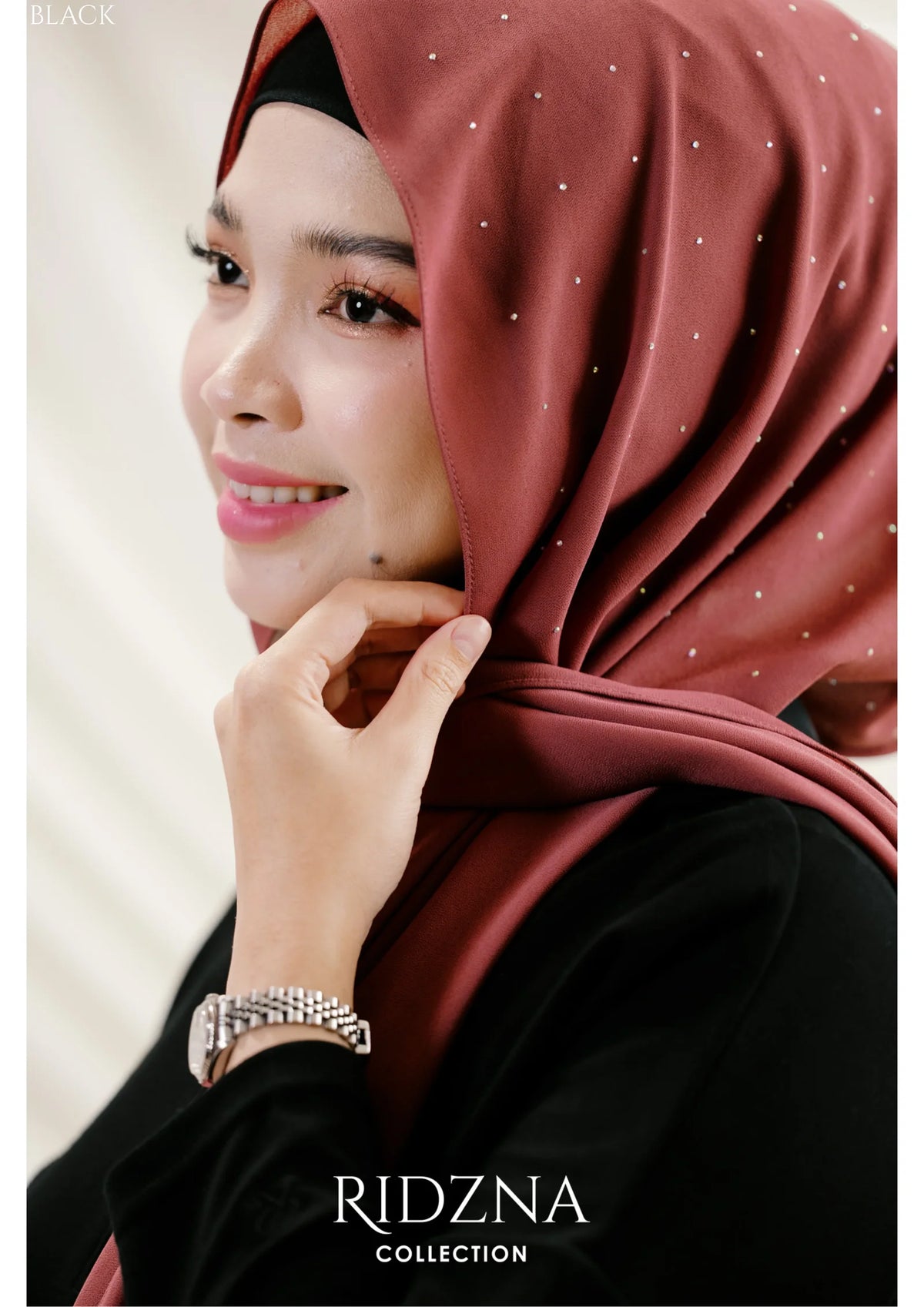 Ridzna Hoodie Shawl