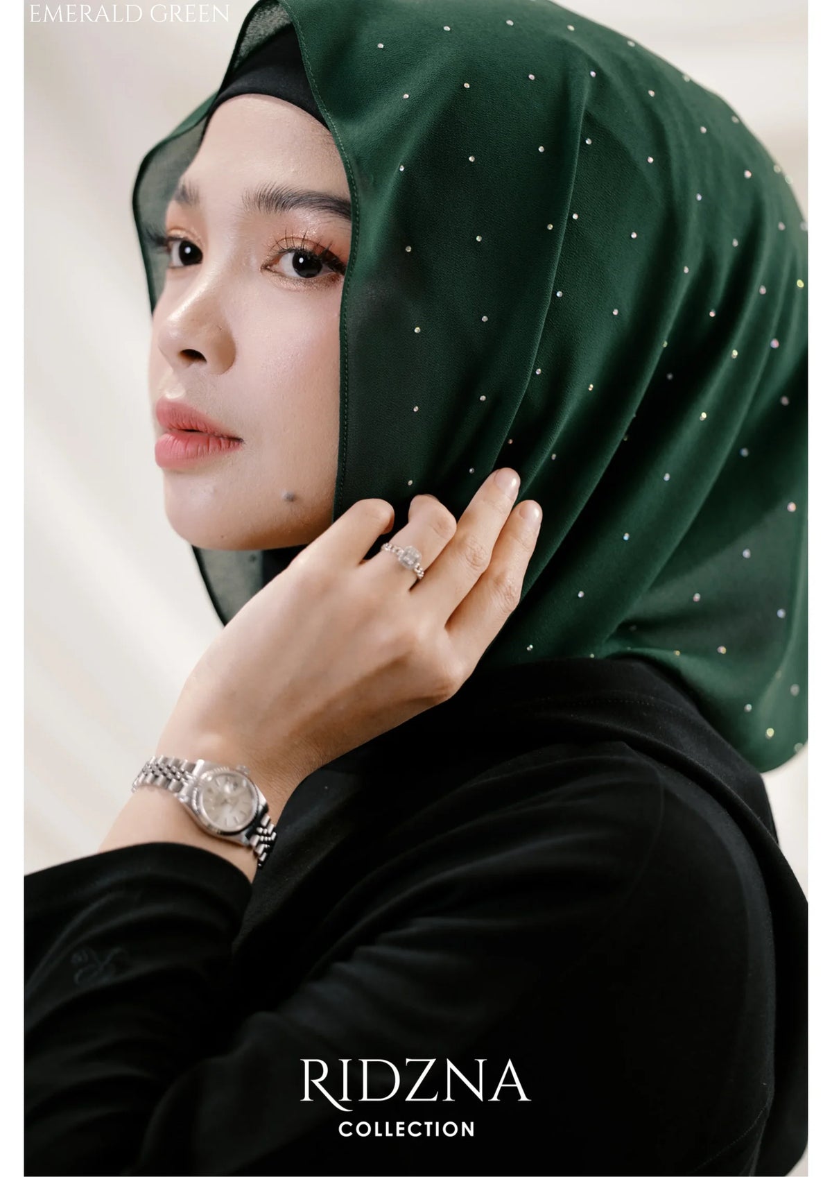 Ridzna Hoodie Shawl