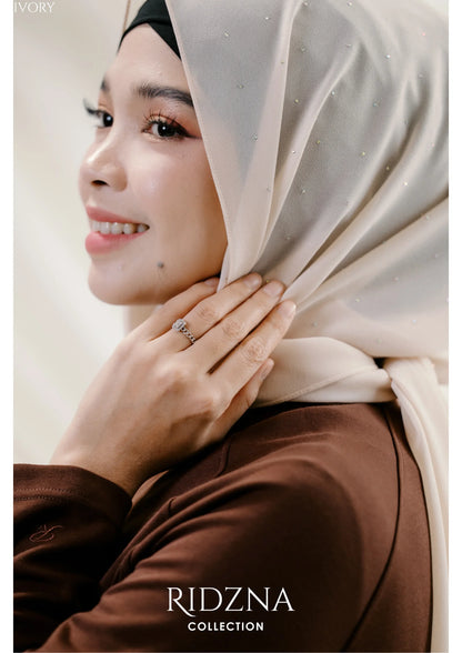 Ridzna Hoodie Shawl