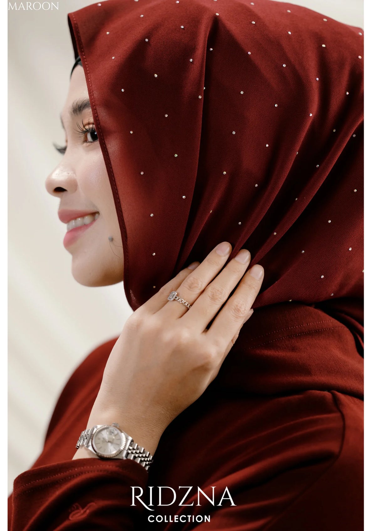 Ridzna Hoodie Shawl