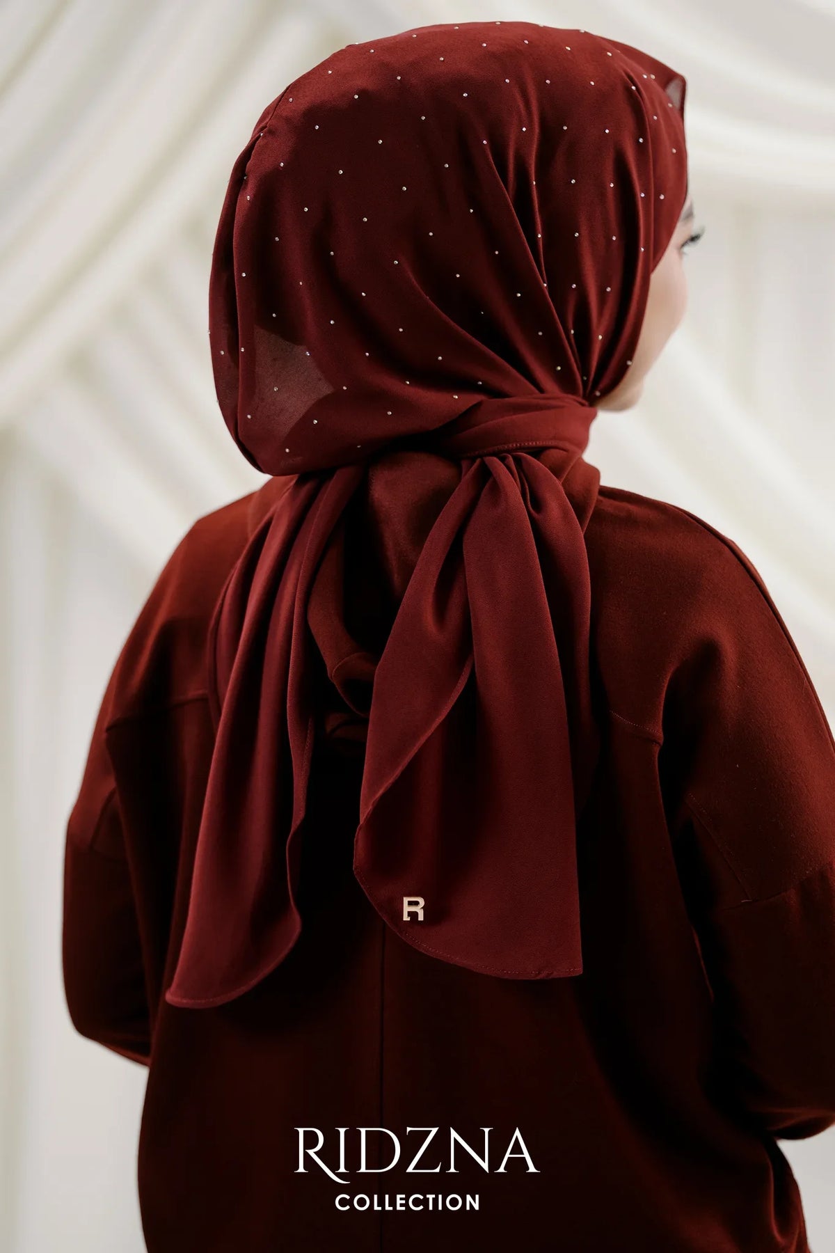 Ridzna Hoodie Shawl