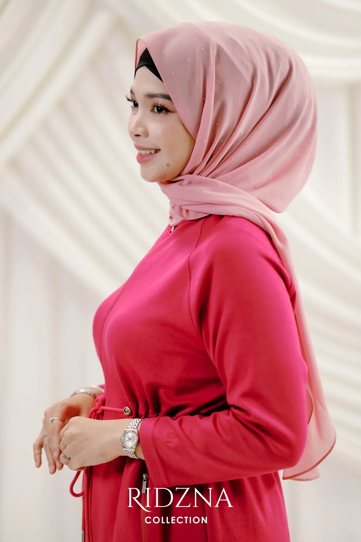 Ridzna Hoodie Shawl