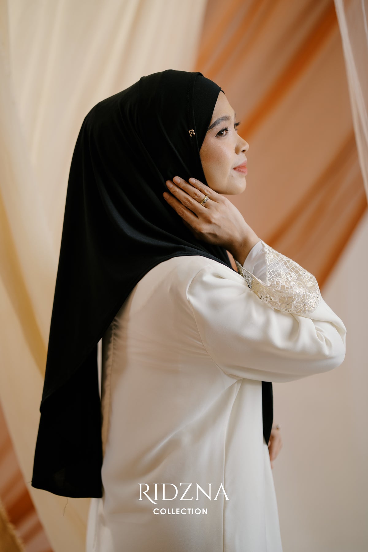 Ridzna Hijab 2-in-1 Plain