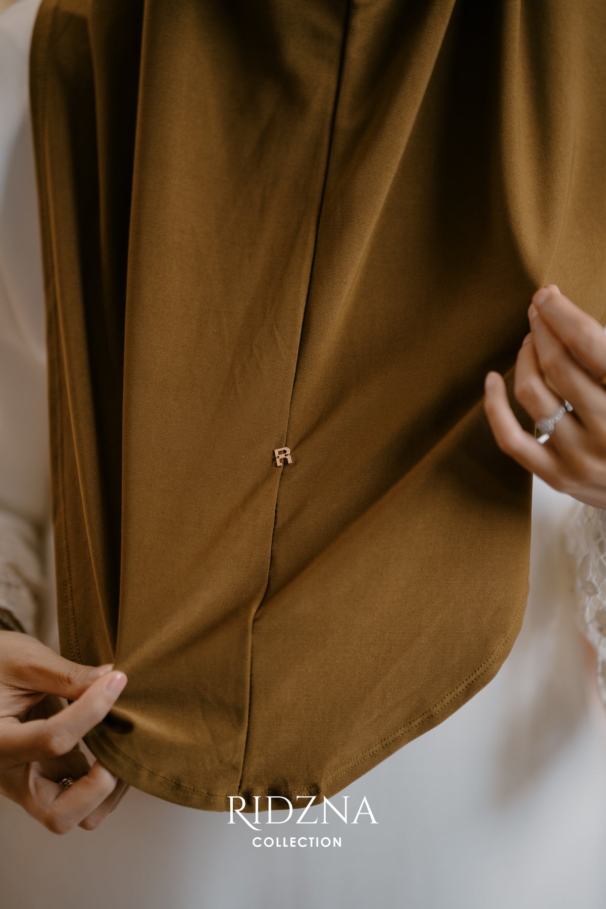 Ridzna Hijab 2-in-1 Plain