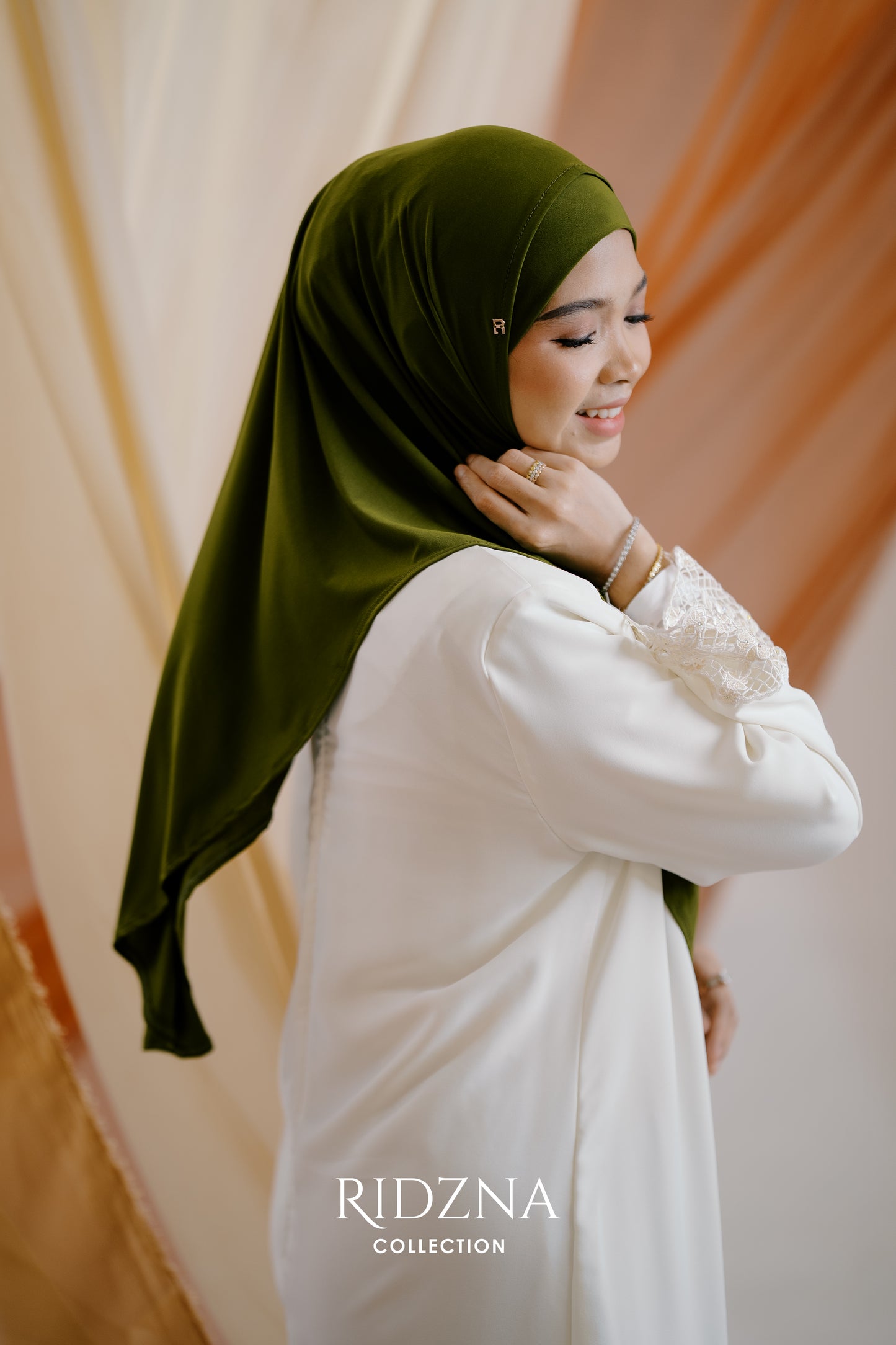 Ridzna Hijab 2-in-1 Plain