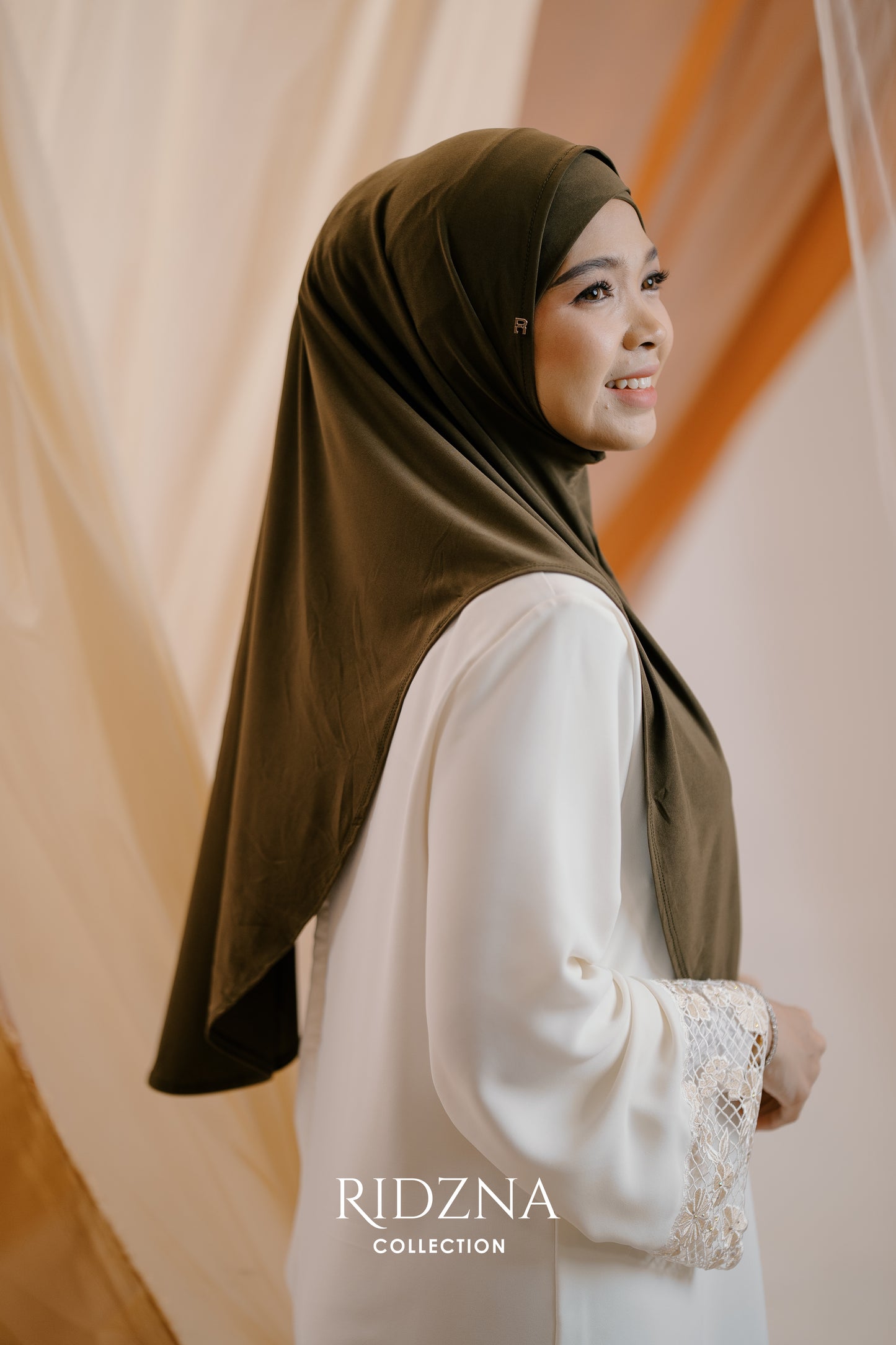 Ridzna Hijab 2-in-1 Plain