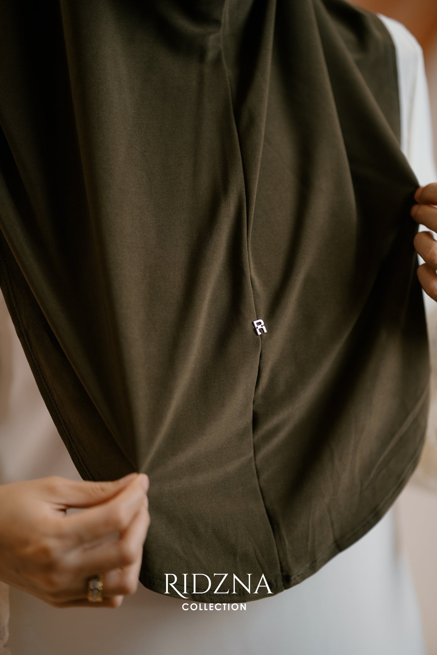 Ridzna Hijab 2-in-1 Plain