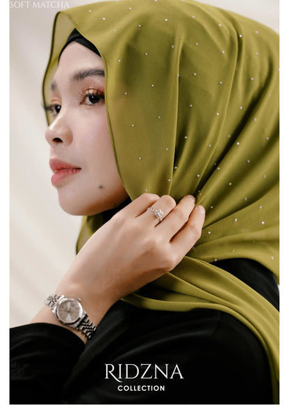 Ridzna Hoodie Shawl