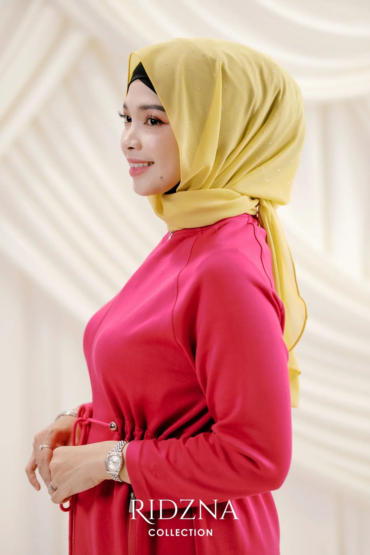 Ridzna Hoodie Shawl
