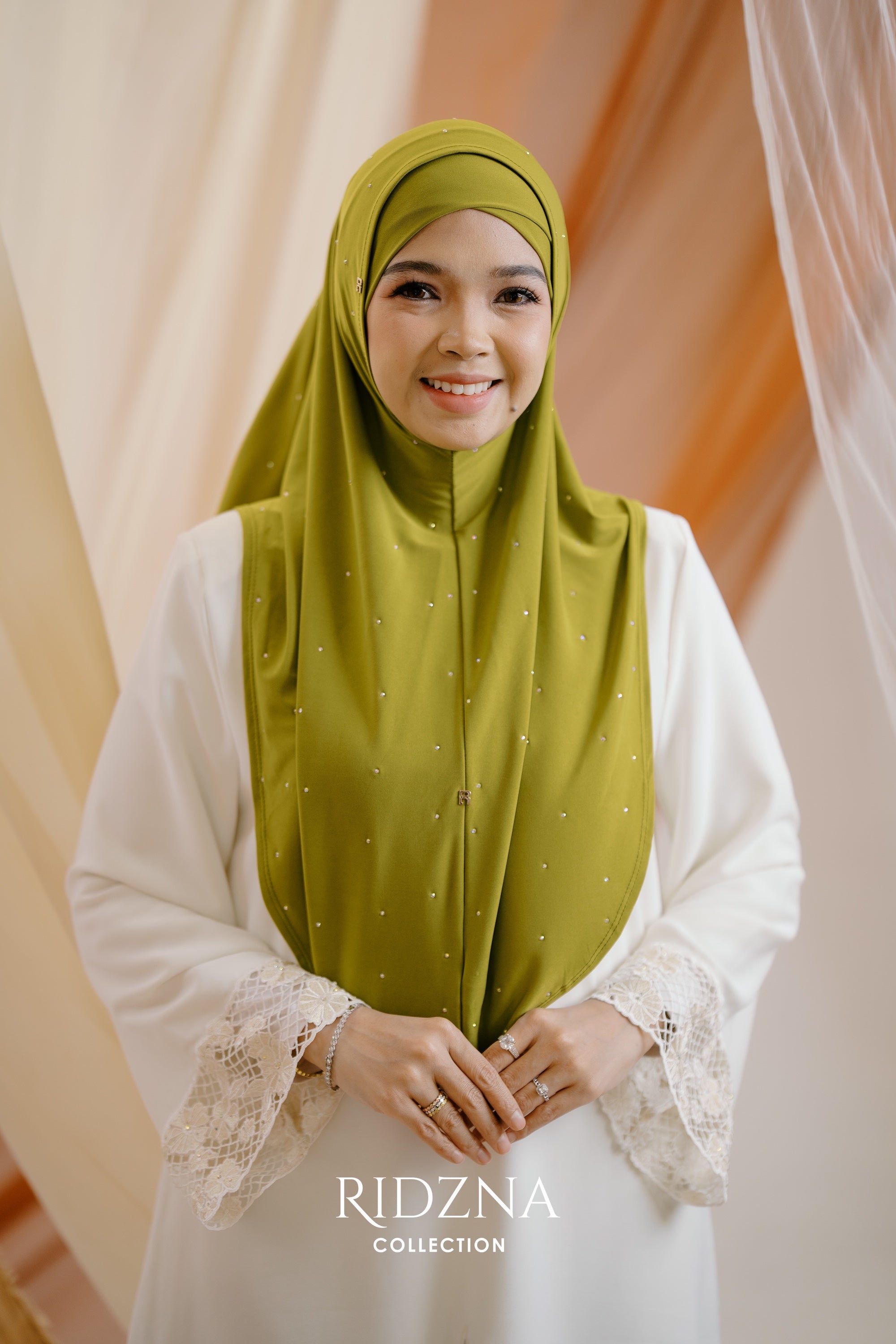 Ridzna Collection hijab campaign