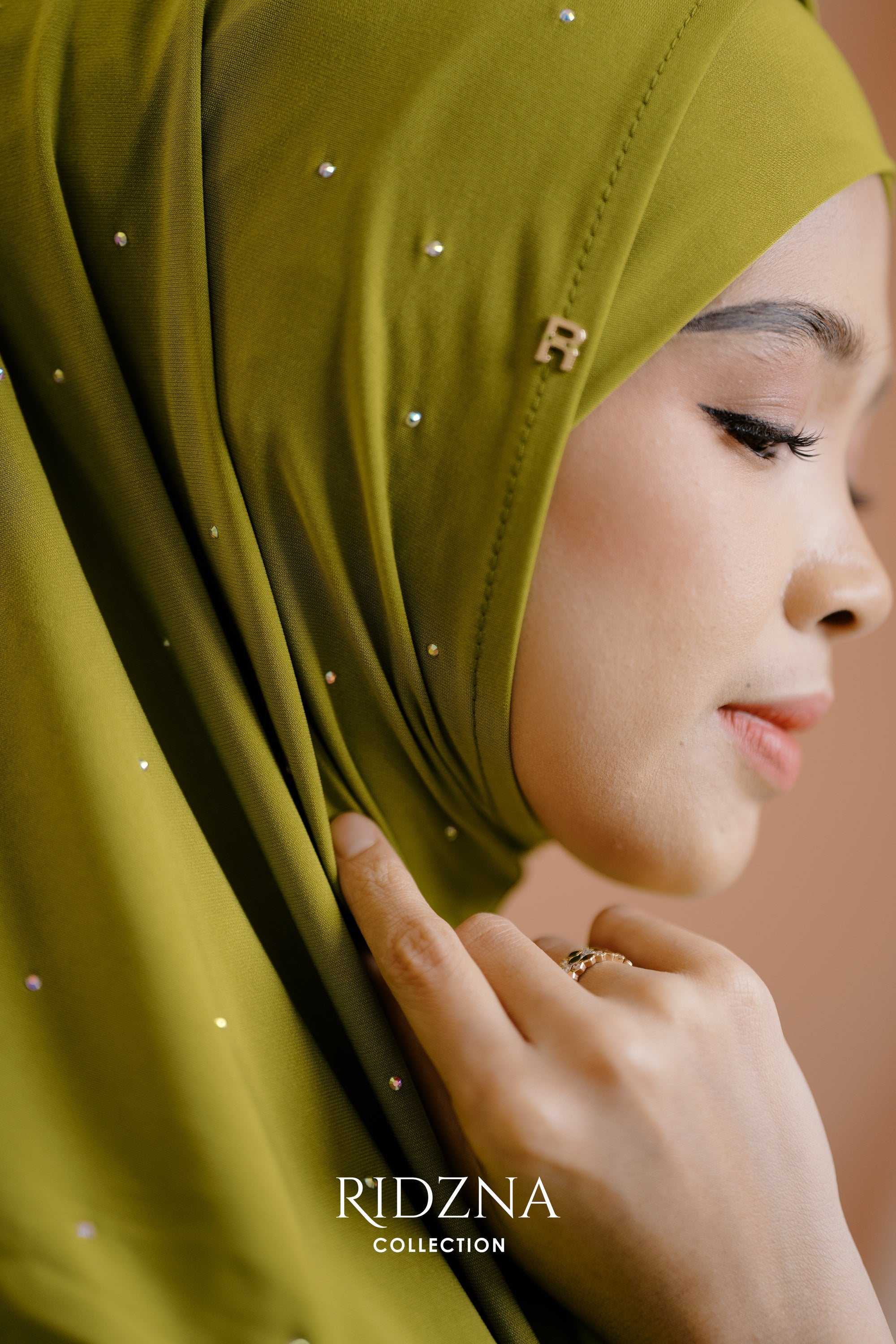 Ridzna Collection hijab campaign